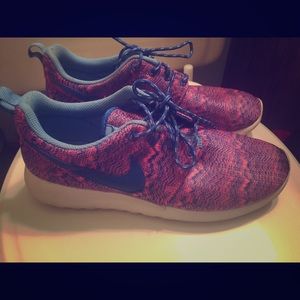 Nike Roshes