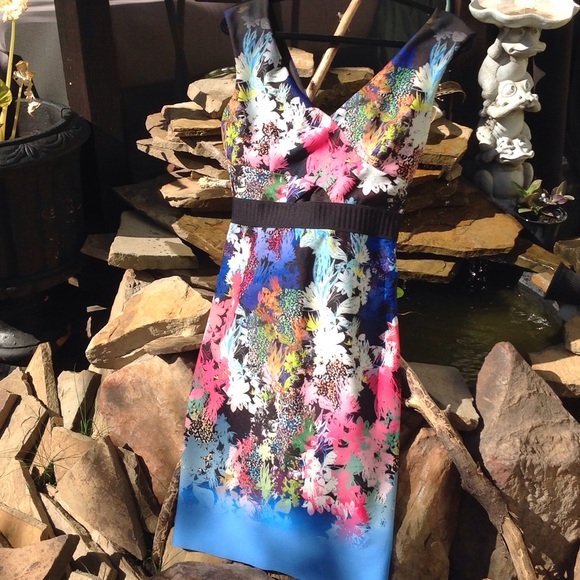 Milly Dresses & Skirts - Gorgeous colorful Milly dress--mini peek a boo 10