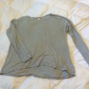 Long-Sleeve Loose Grey Top