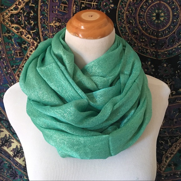 Sparkling Lurex Infinity Scarf - Mint