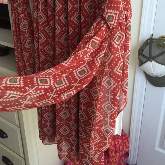 Dress - Picture 2 of 3