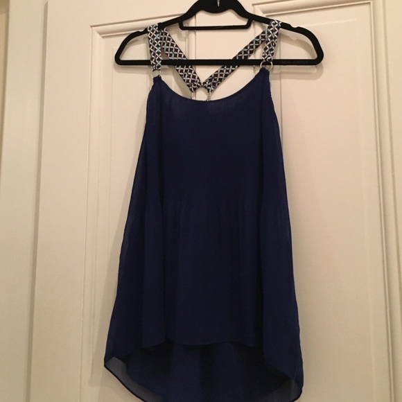 Whbm blue top