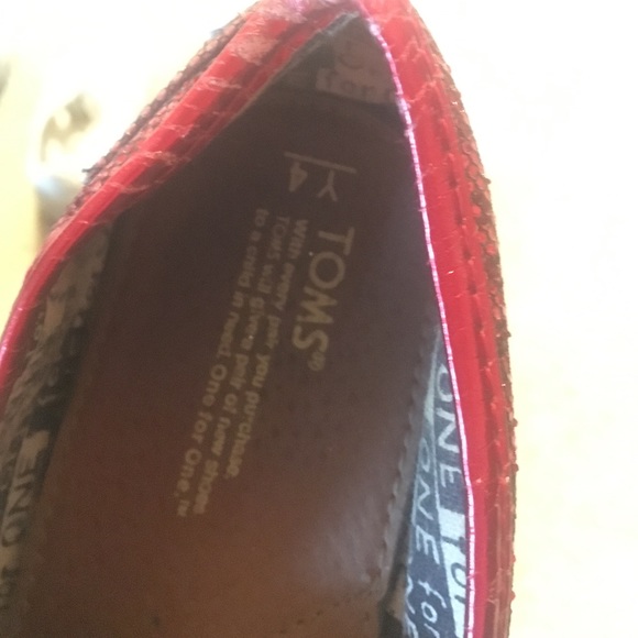 Red Sparkle Toms - Picture 2 of 4