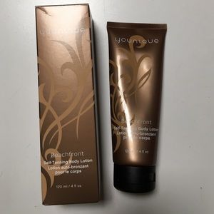 Younique self tanning lotion