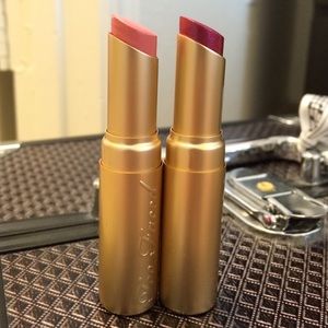 Too Faced- La Creme Lipstick