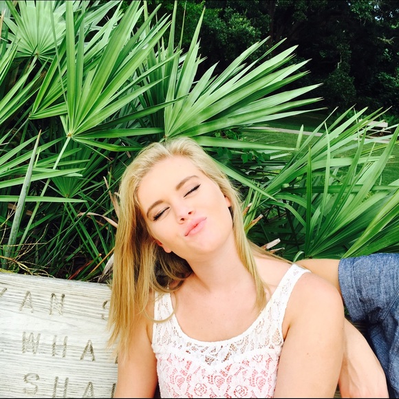 Meet your Posher, Mallory