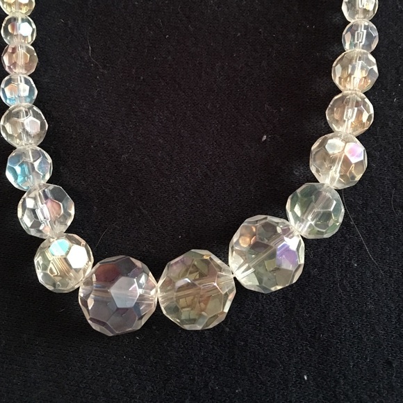 Necklace with matching earrings - Picture 3 of 3