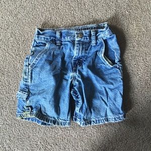 Wrangler blue jean shorts size 5 regular