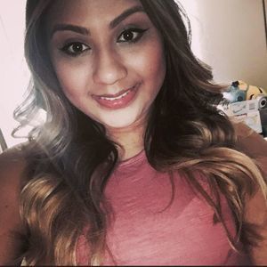 Meet your Posher, Noemi