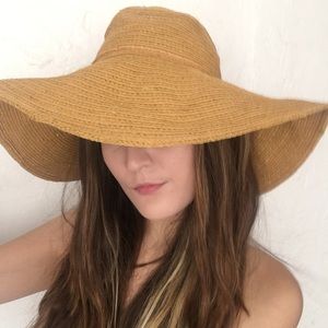 Vintage floppy hat with turquoise bead detail