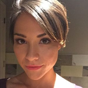 Meet your Posher, Joanne