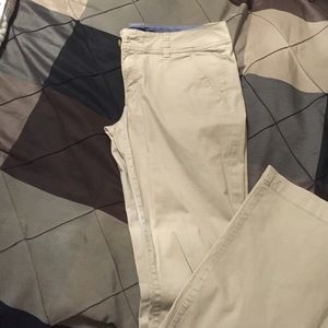 American eagle khaki pants
