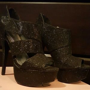 'Kendall' Black Platforms