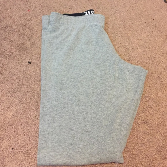 **🚫❌⭕️SOLD ON Ⓜ️🚫❌⭕️Nike leggings