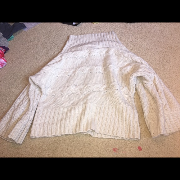 Heavy Sweater - Picture 2 of 3