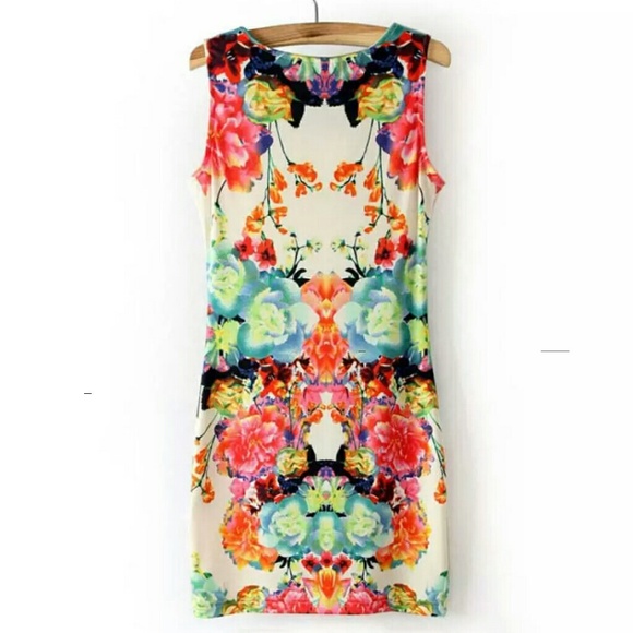 🍒 STUNNING COLORFUL DRESS - Picture 3 of 3