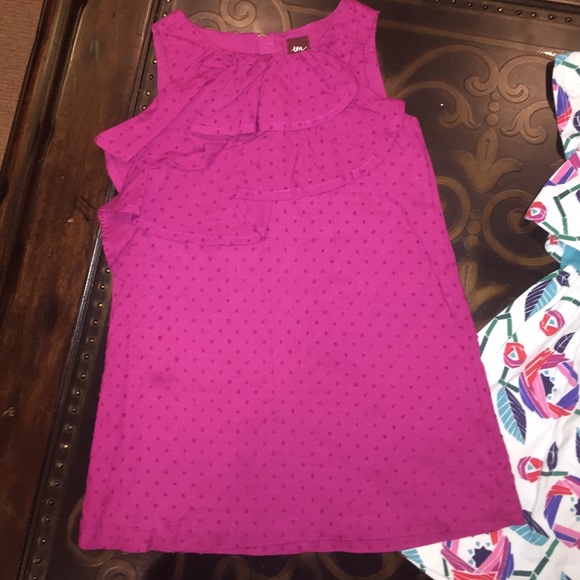 Excellent Used Condition Tea Bundle - image 2