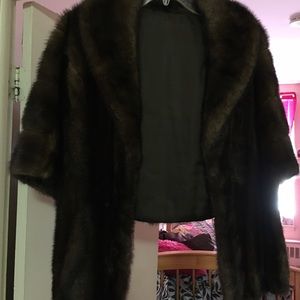 Female Ranch Mink Cape, Size OS