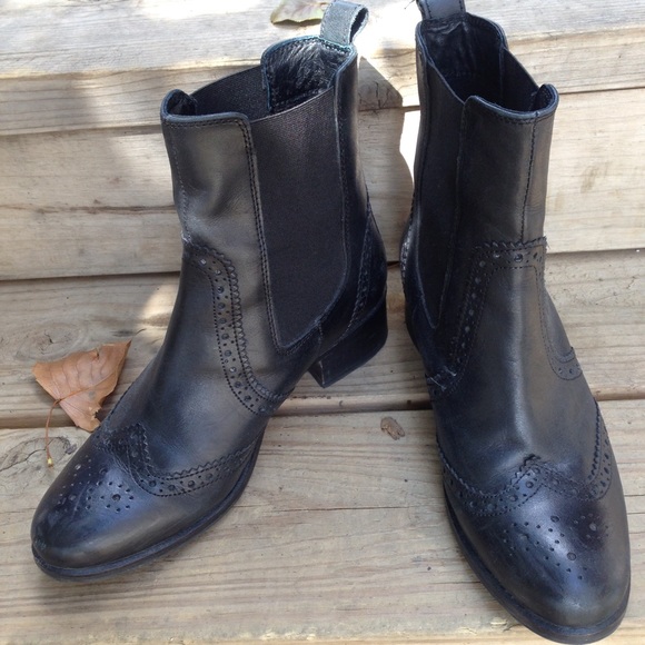 Chelsea Boots