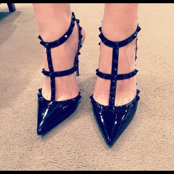 Valentino Shoes - RARE! Valentino Rockstud.