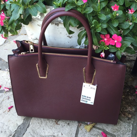 Maroon H&M purse