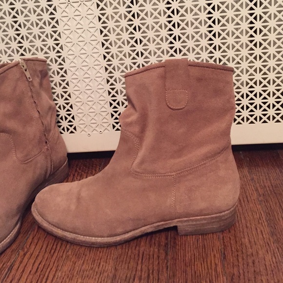 Progetto Women's Tan Suede Ankle Booties - Picture 2 of 4