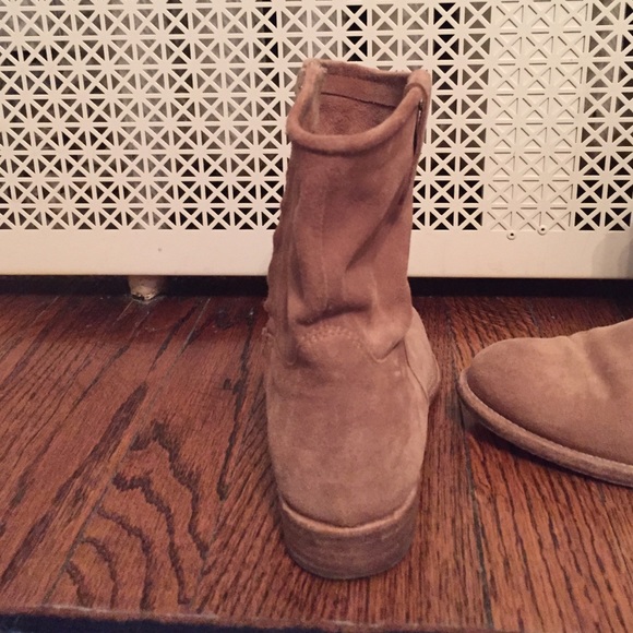 Progetto Women's Tan Suede Ankle Booties - Picture 3 of 4