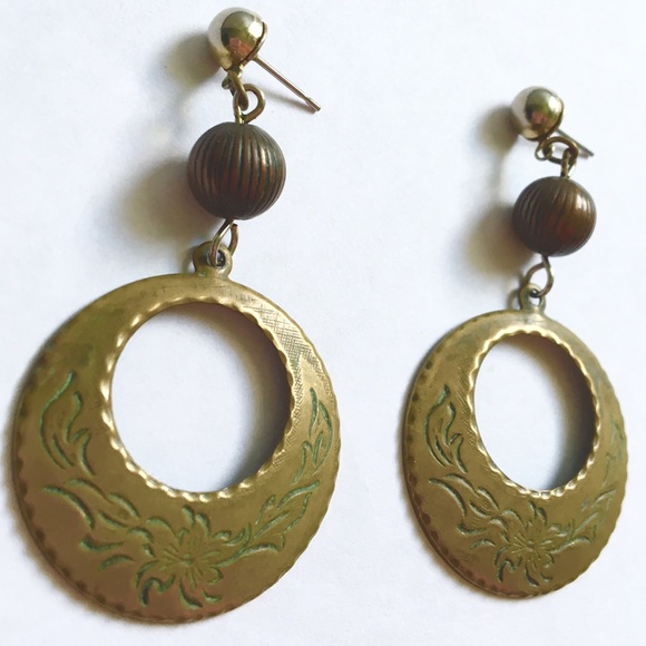 🔵BOGO VINTAGE GOLD & JADE BOHO EARRINGS - Picture 1 of 3