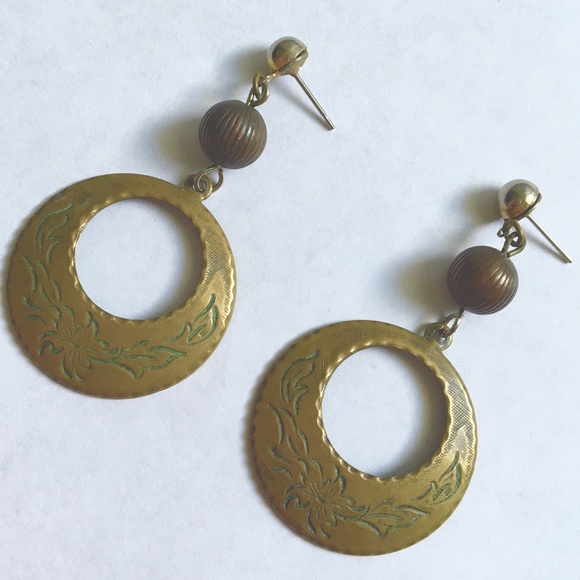 🔵BOGO VINTAGE GOLD & JADE BOHO EARRINGS - Picture 2 of 3