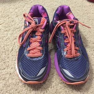 Brooks Adrenaline GTS 15