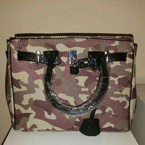 👜FINAL MARKDOWN 👜 Camouflage Leather Bag