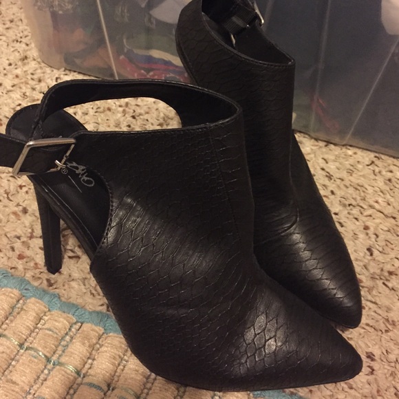 Black Sling back Heels