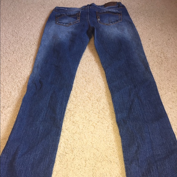 Jeans - Picture 2 of 4