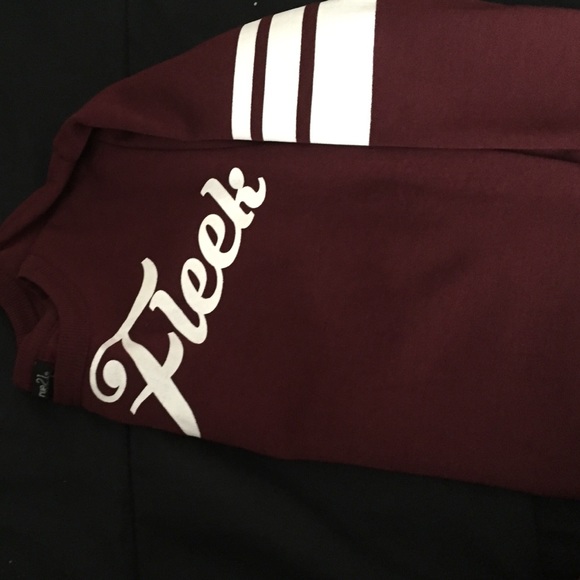 Rue 21 crop sweatshirt