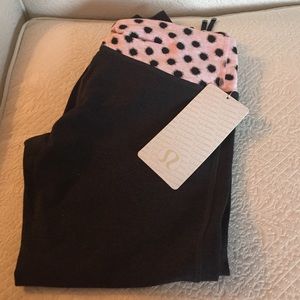 NWT Women's Lululemon Wandering Yogi Crop