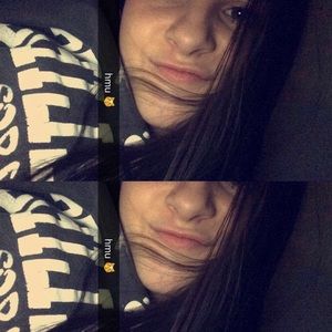 Meet your Posher, Emily