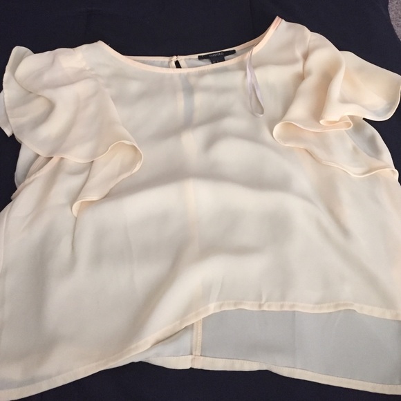 Forever 21 yellow shirt