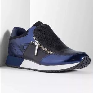 Simply Vera Vera Wang breathe metallic sneakers