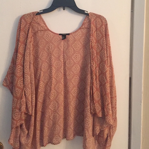 Forever 21 pull over