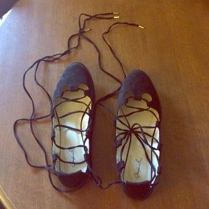 Gladiator lace up black pointed toe flats