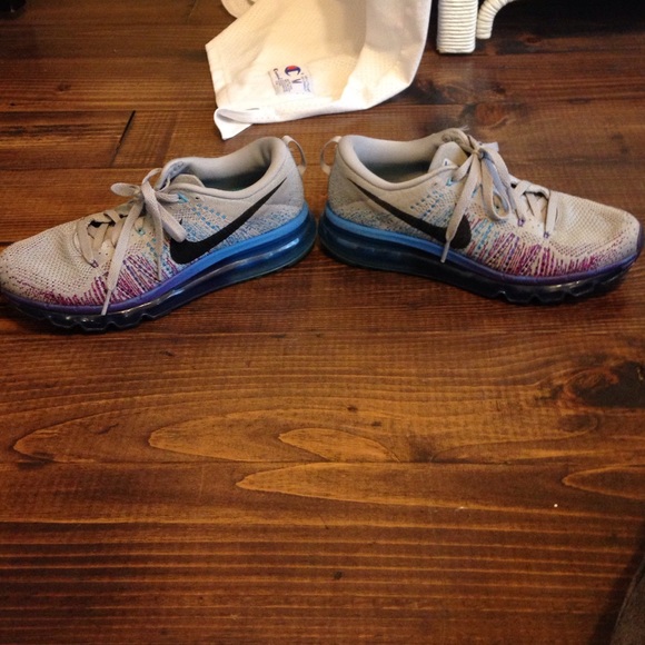 Nike FlyNit AirMax - Picture 2 of 4