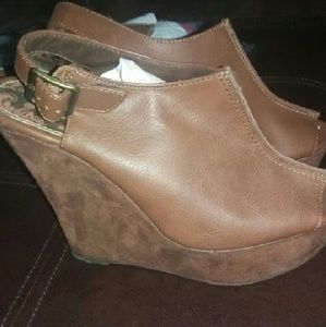 Brown wedges