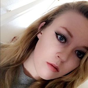 Meet your Posher, Madi