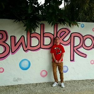 Meet your Posher, Luke