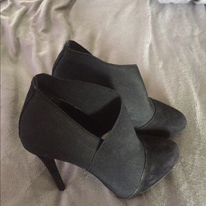 Jessica Simpson bootie heels