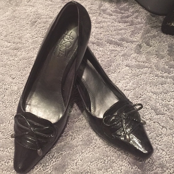 Black 2 inch heels