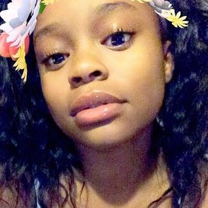 Meet your Posher, Arianna