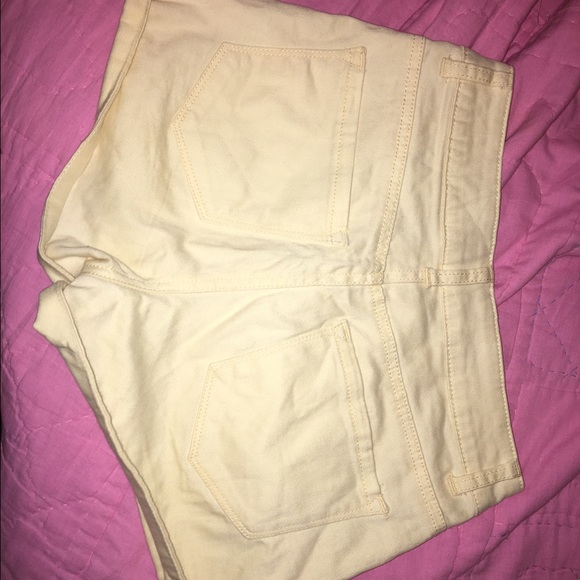 shorts - Picture 3 of 3