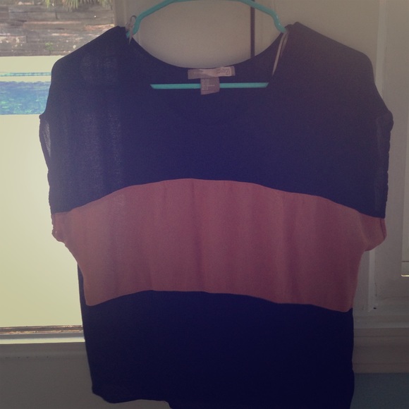 A Black and Tan t-shirt