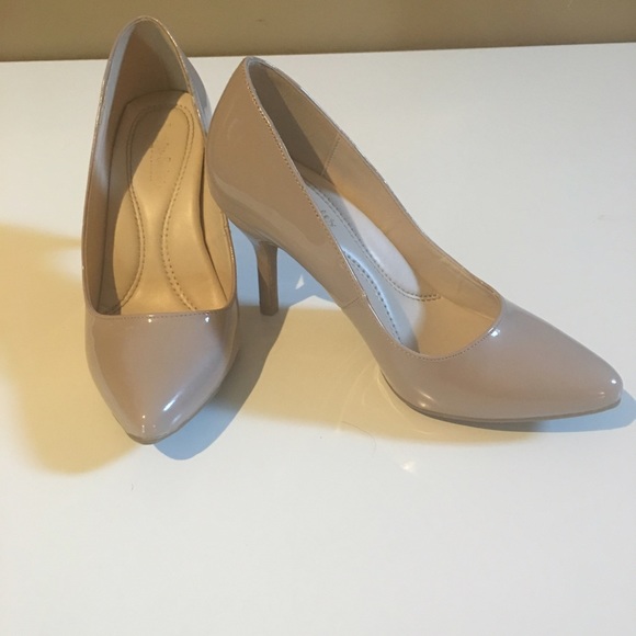 ❌❌SOLD ❌❌ Nude heels